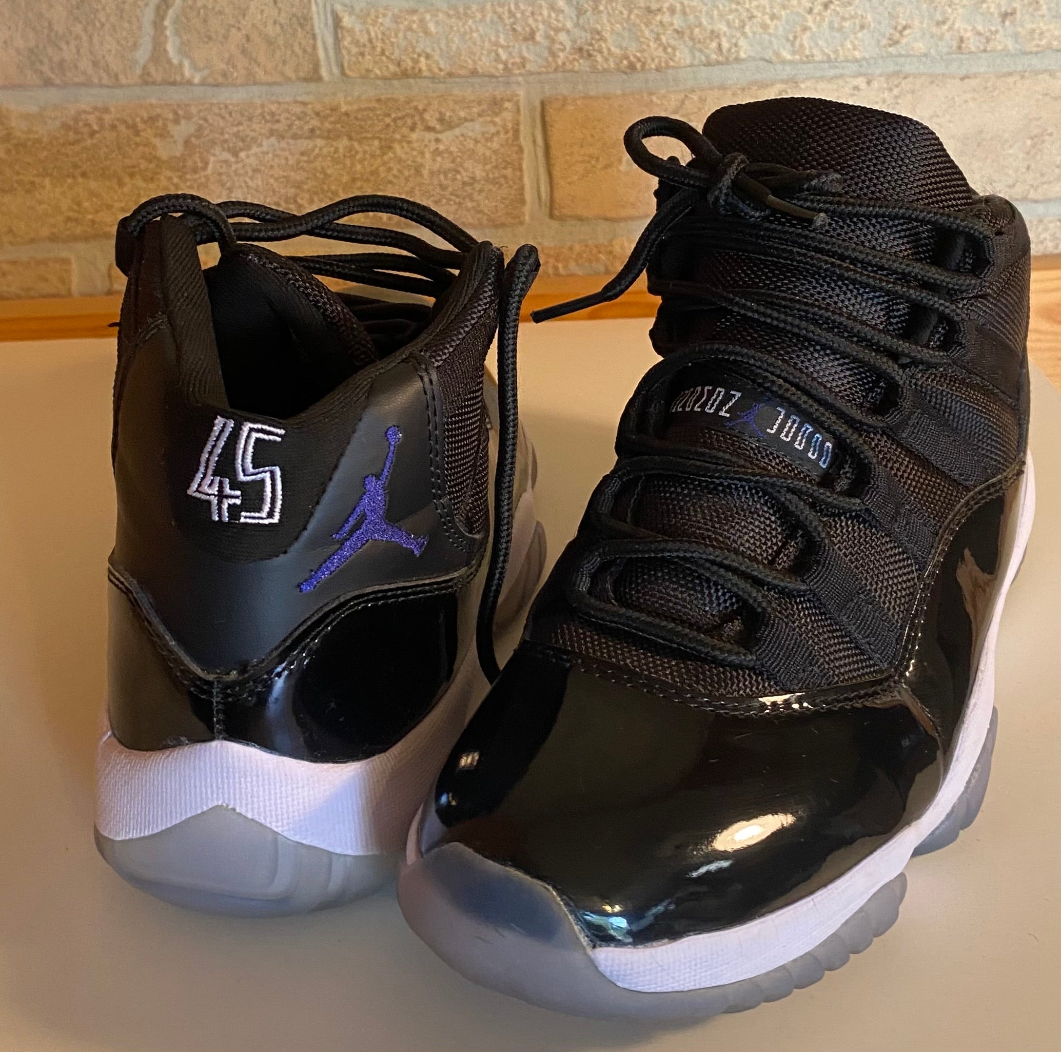 Nike Air Jordan 11 Retro “Space Jam”