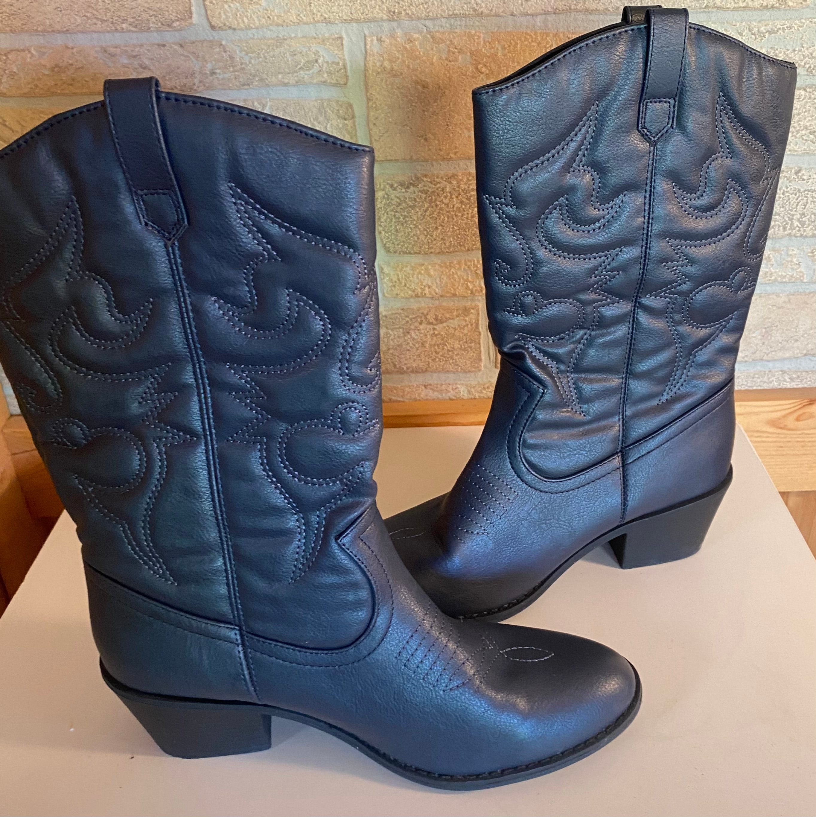 Charles Albert Yeehaw Women’s Cowboy Boots