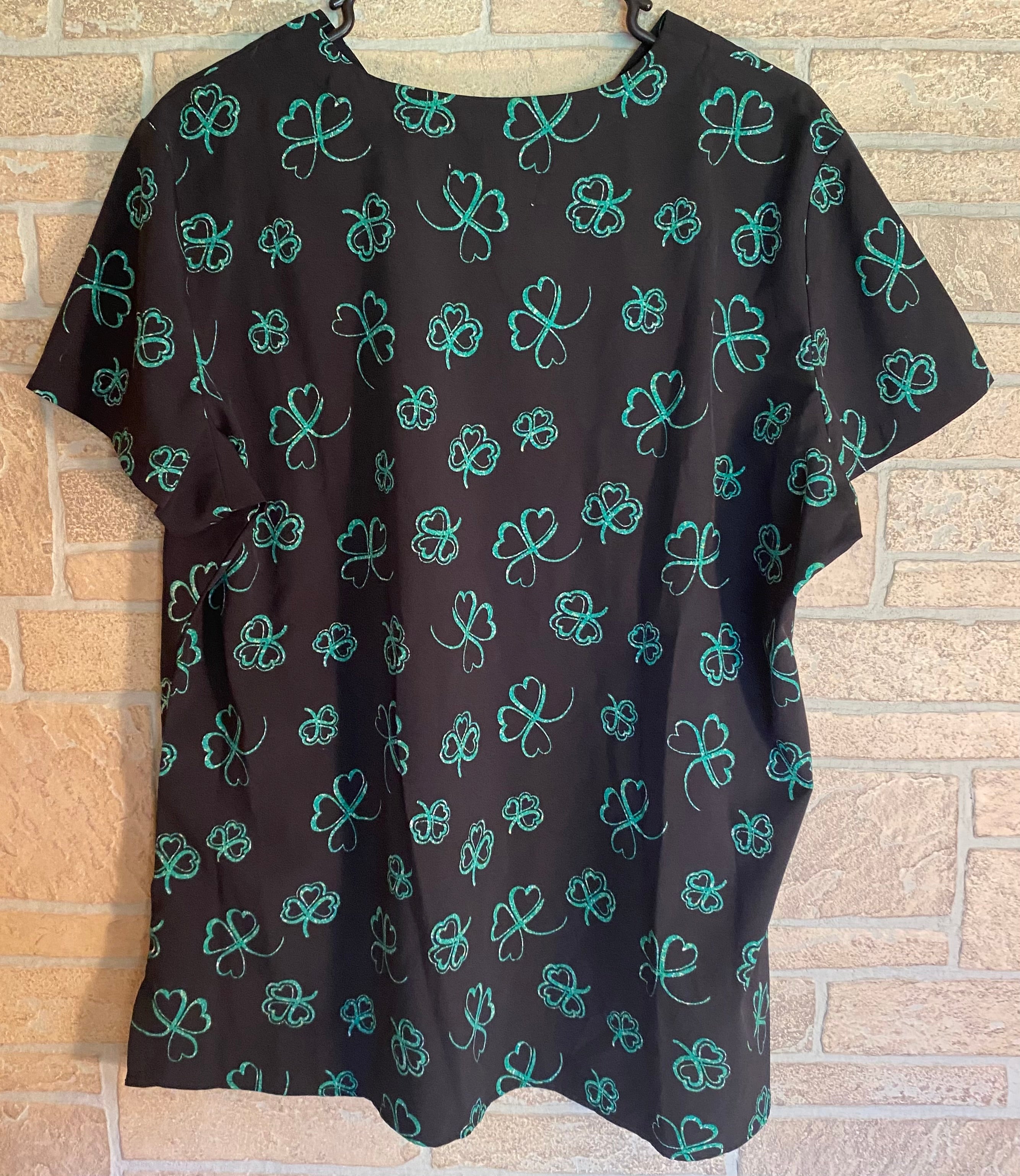 Women’s Scrub Top