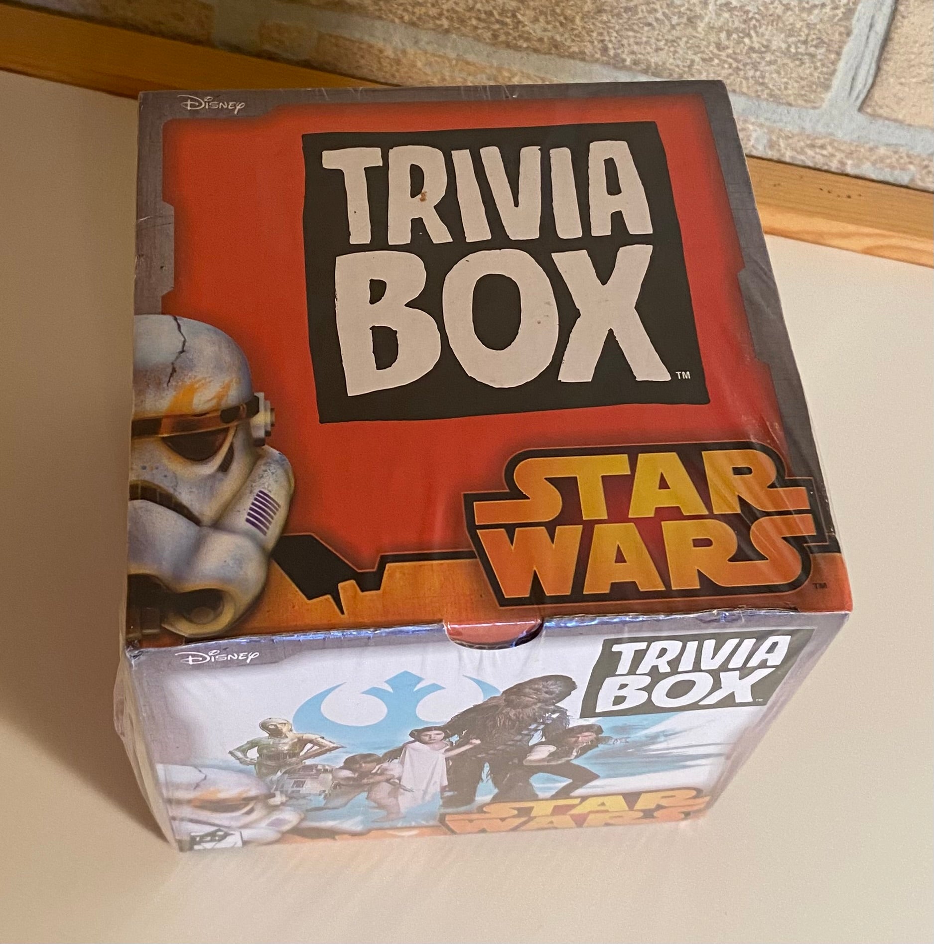 STAR WARS TRIVIA BOX