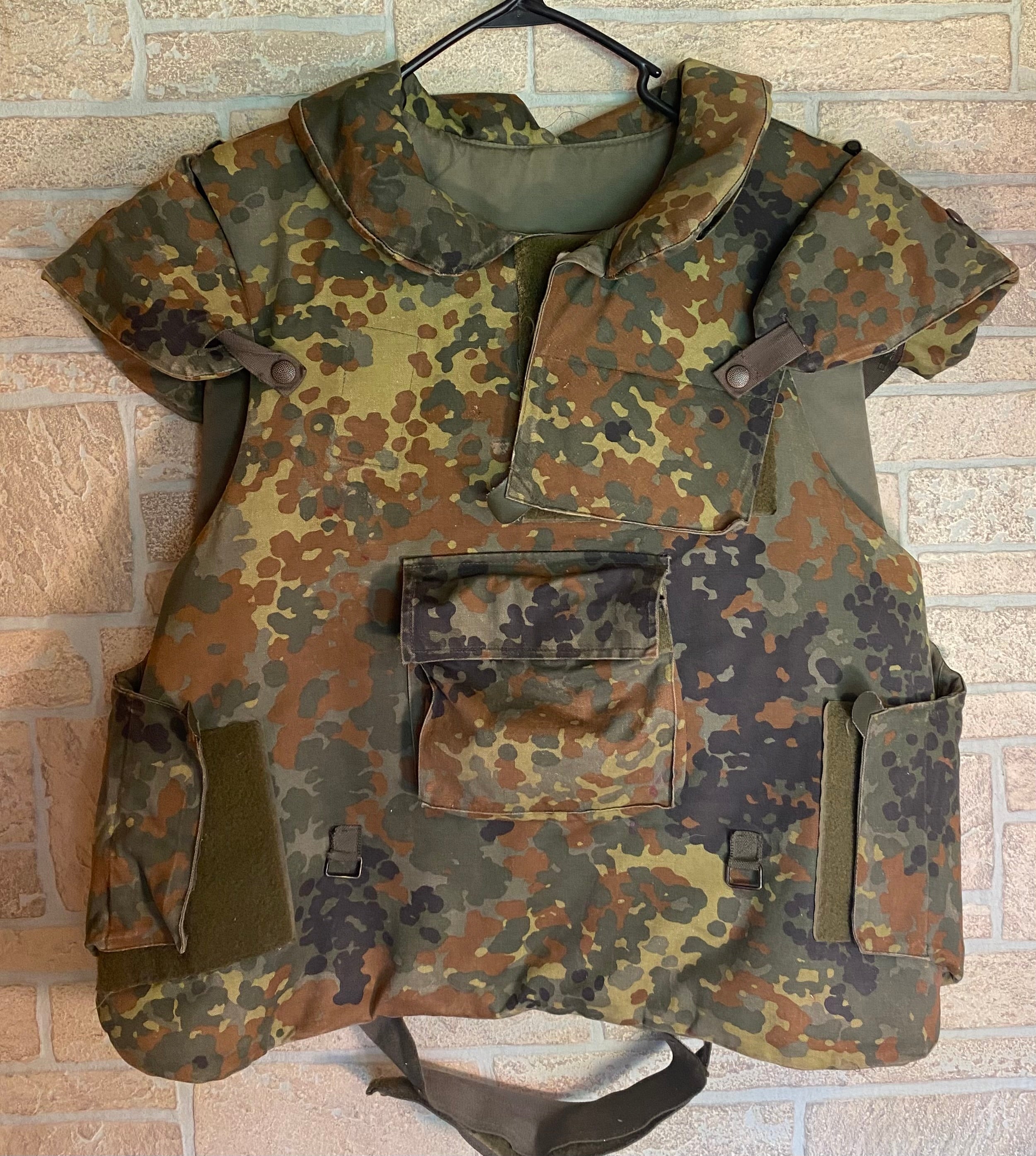 VINTAGE GERMAN ARMY BUNDESWEHR FLECKTARN VEST