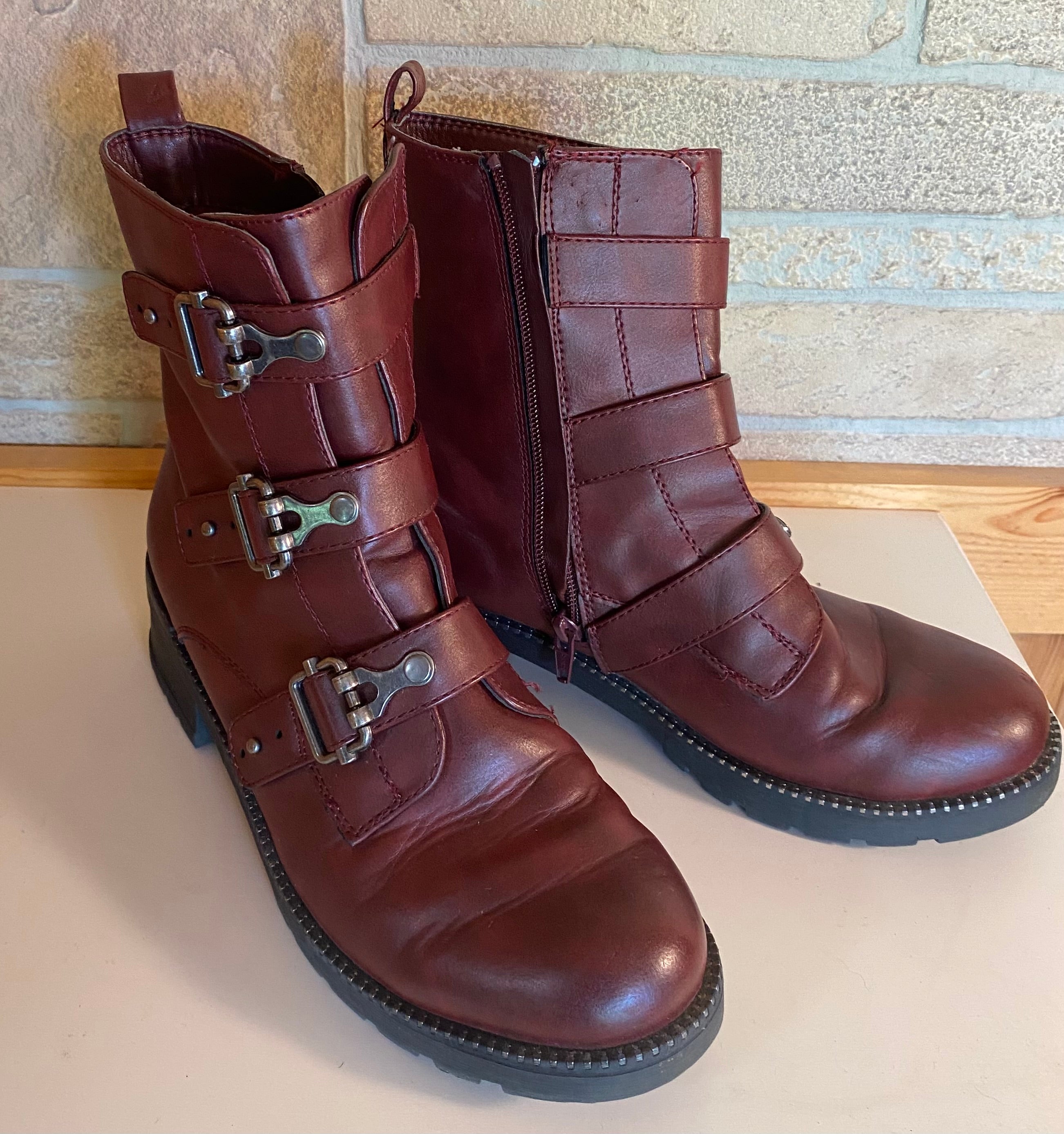 Kohl’s Women’s Combat Boots