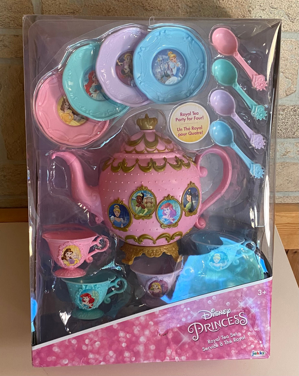 DISNEY PRINCESS ROYAL TEA SET