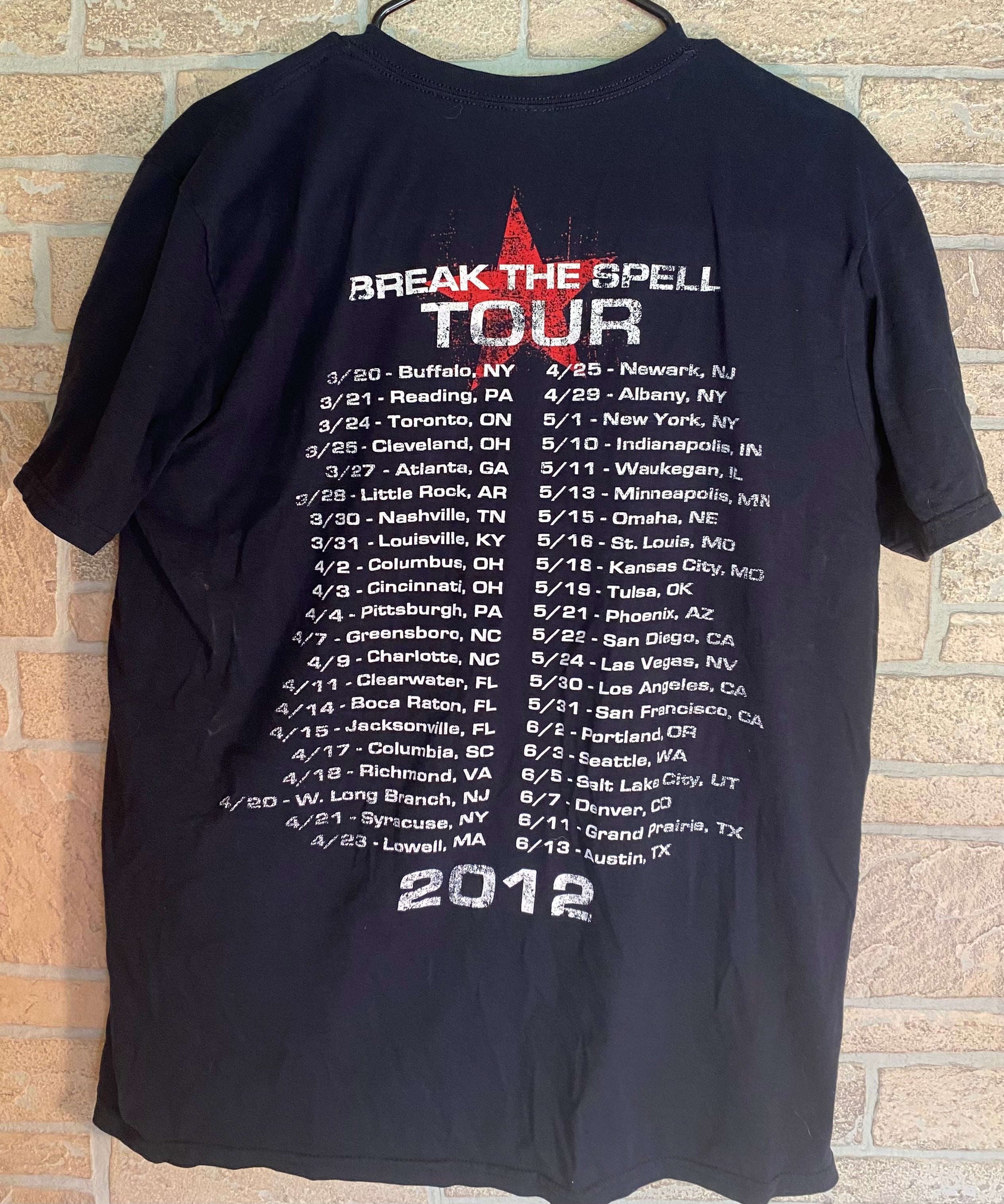 DAUGHTRY 2012 tour shirt