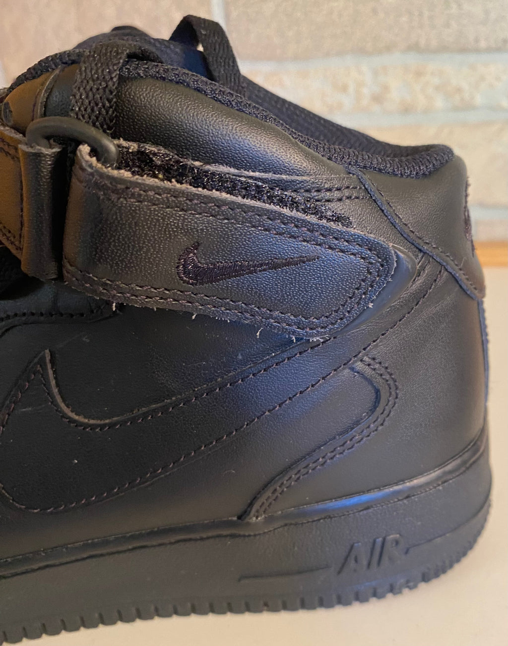 NIKE AIR FORCE 1 Mid ‘07 SNEAKERS