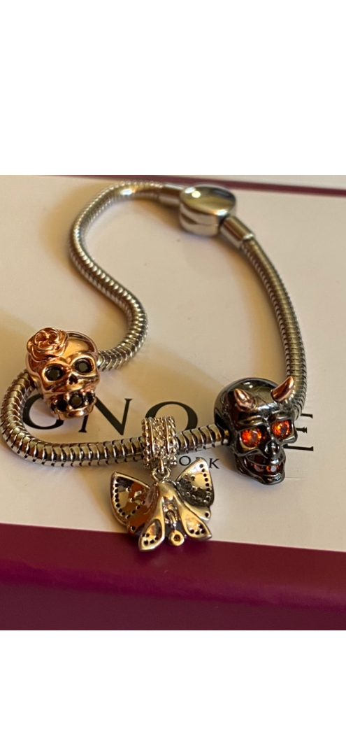 GNOCE New York Sterling Silver Skulls & Heart Charm Bracelets
