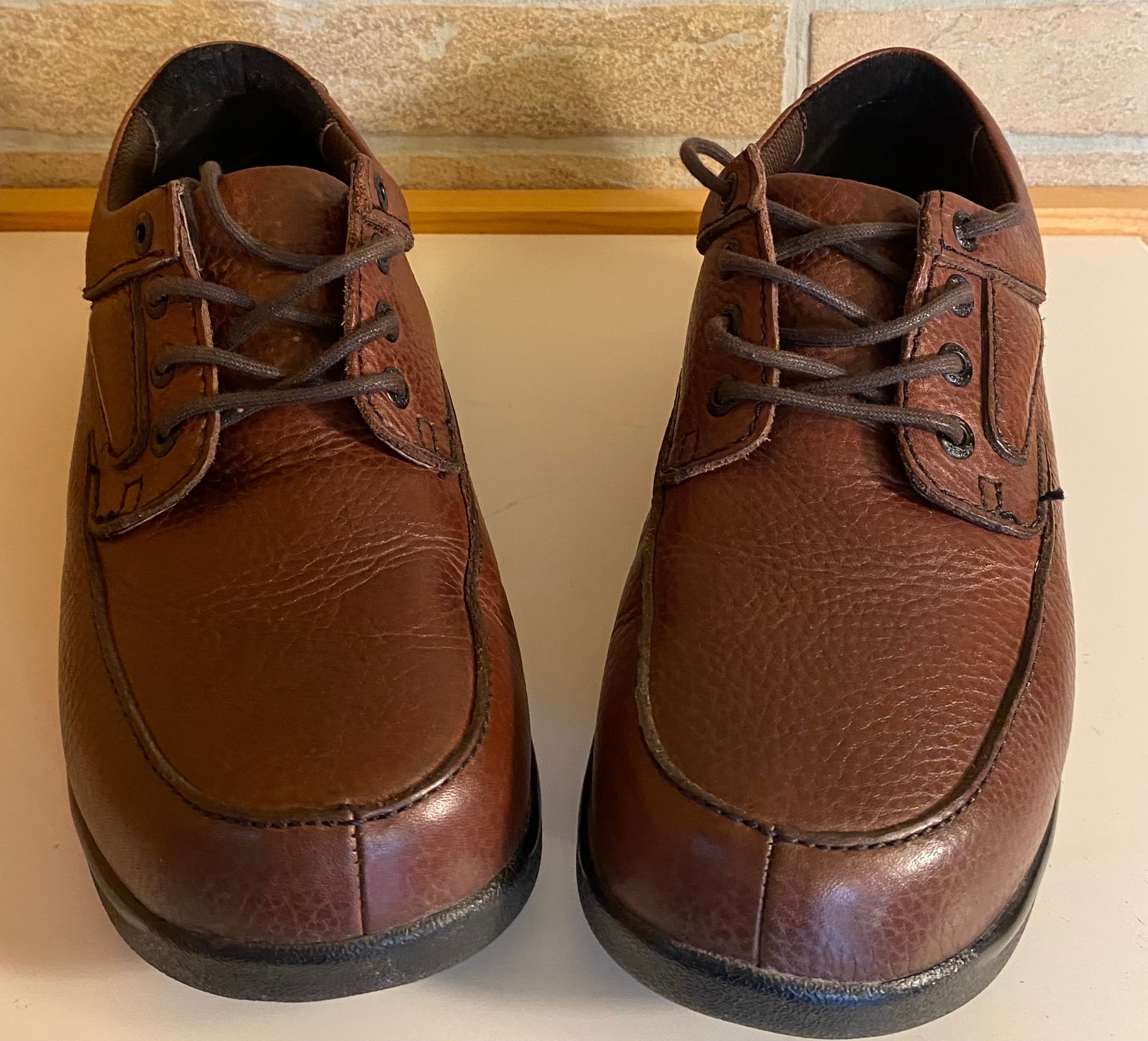 APEX ARIYA CASUAL LEATHER WALKERS