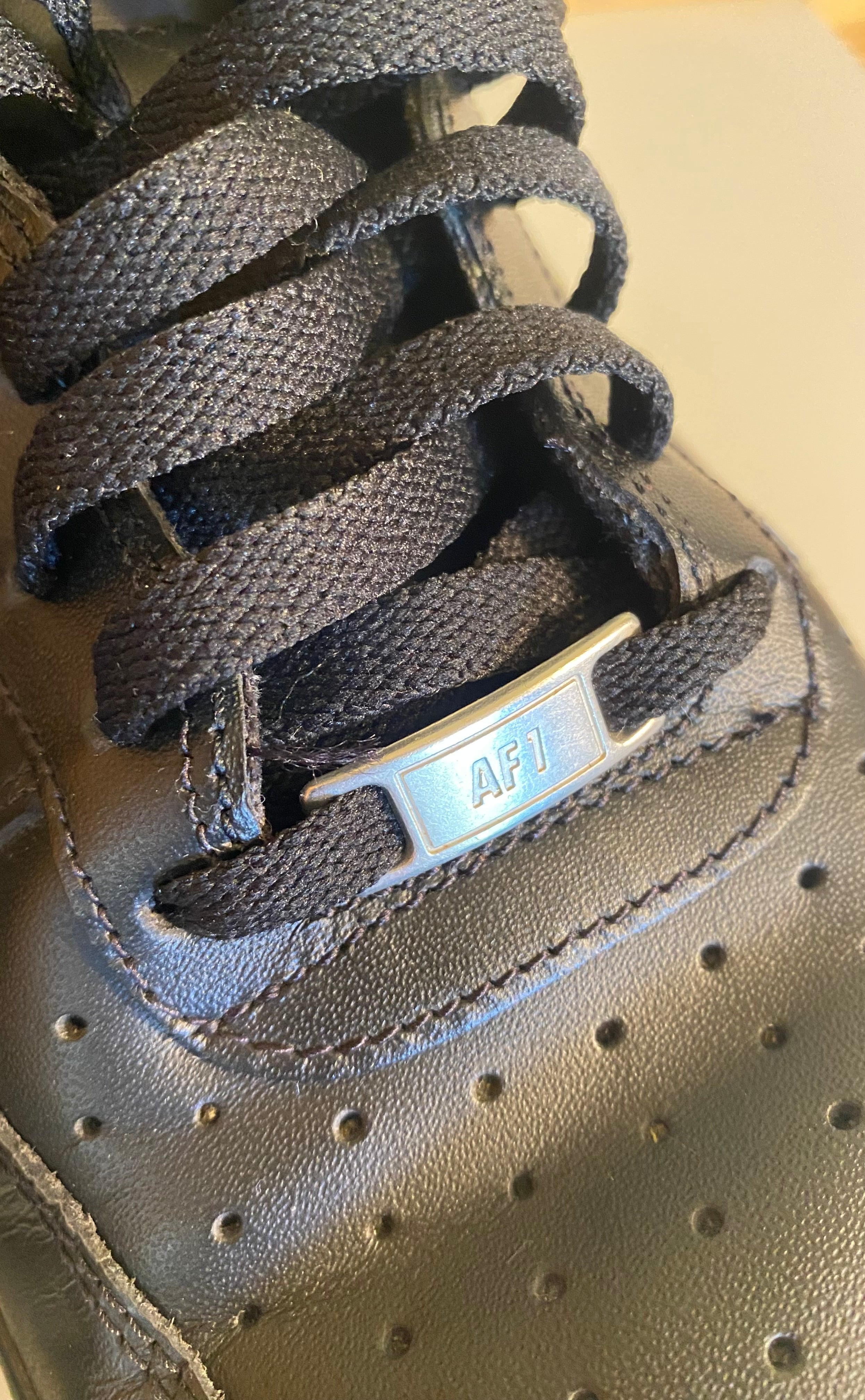 NIKE AIR FORCE 1 Mid ‘07 SNEAKERS