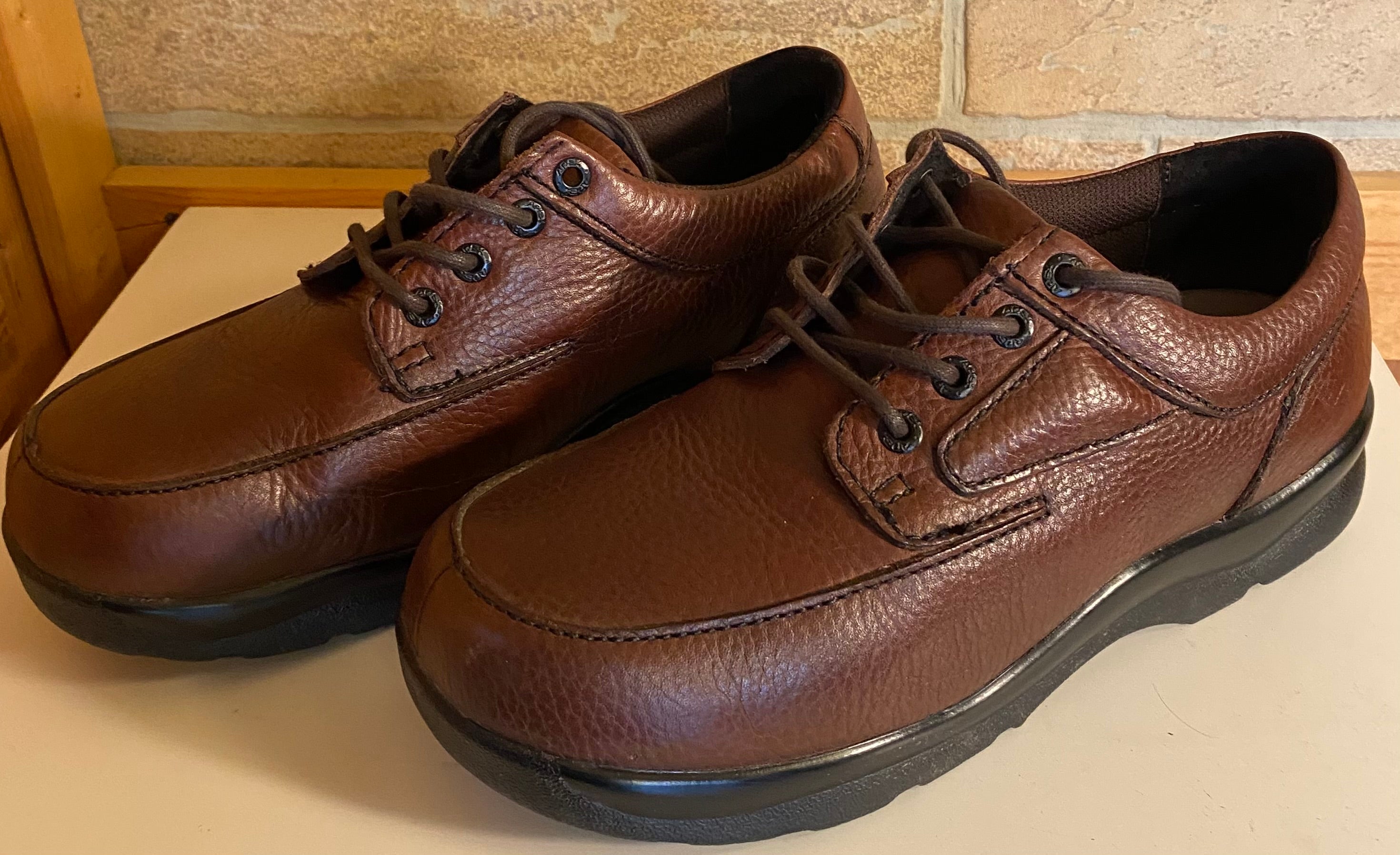 APEX ARIYA CASUAL LEATHER WALKERS