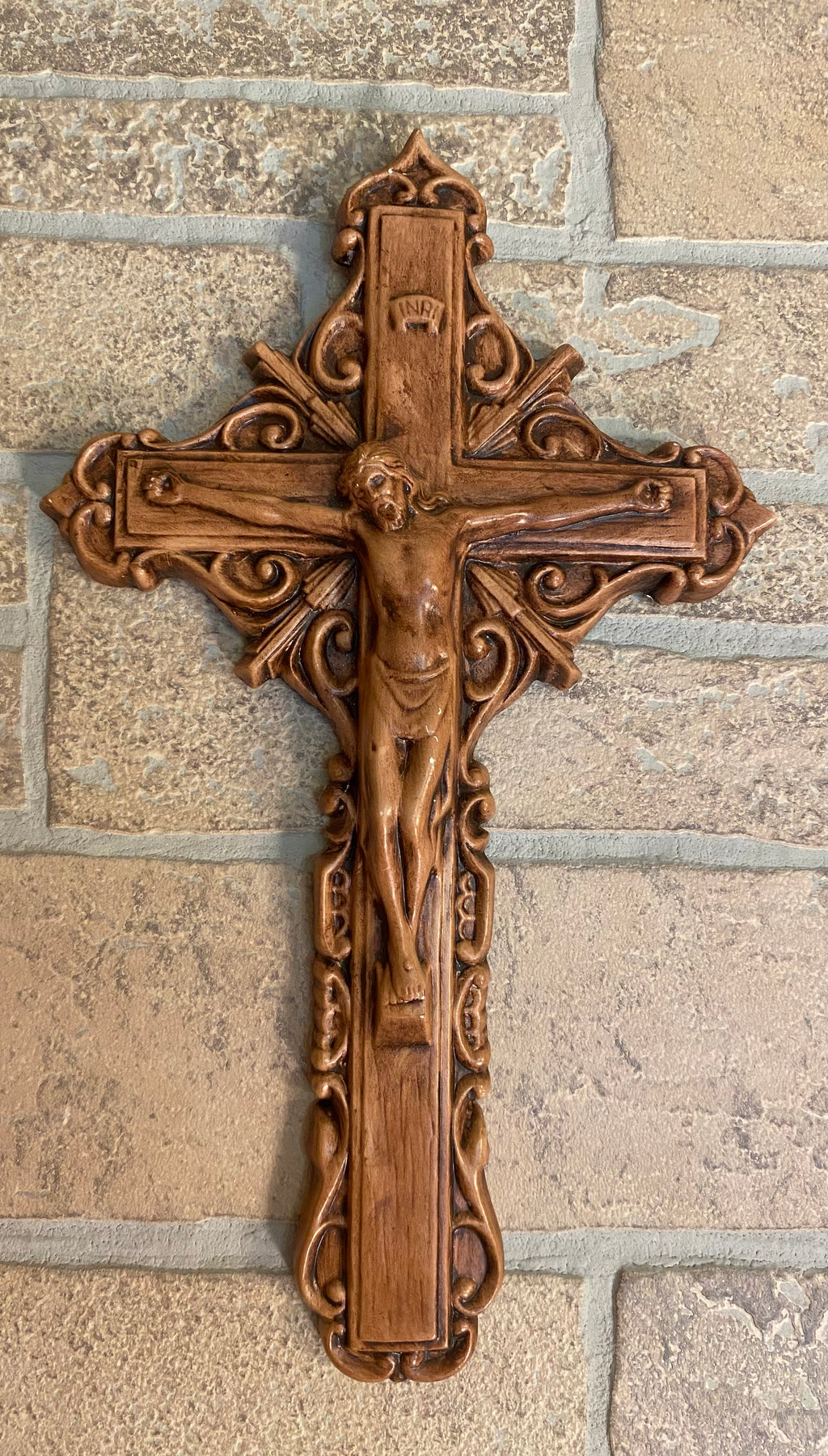 Vintage-style hanging Crucifix