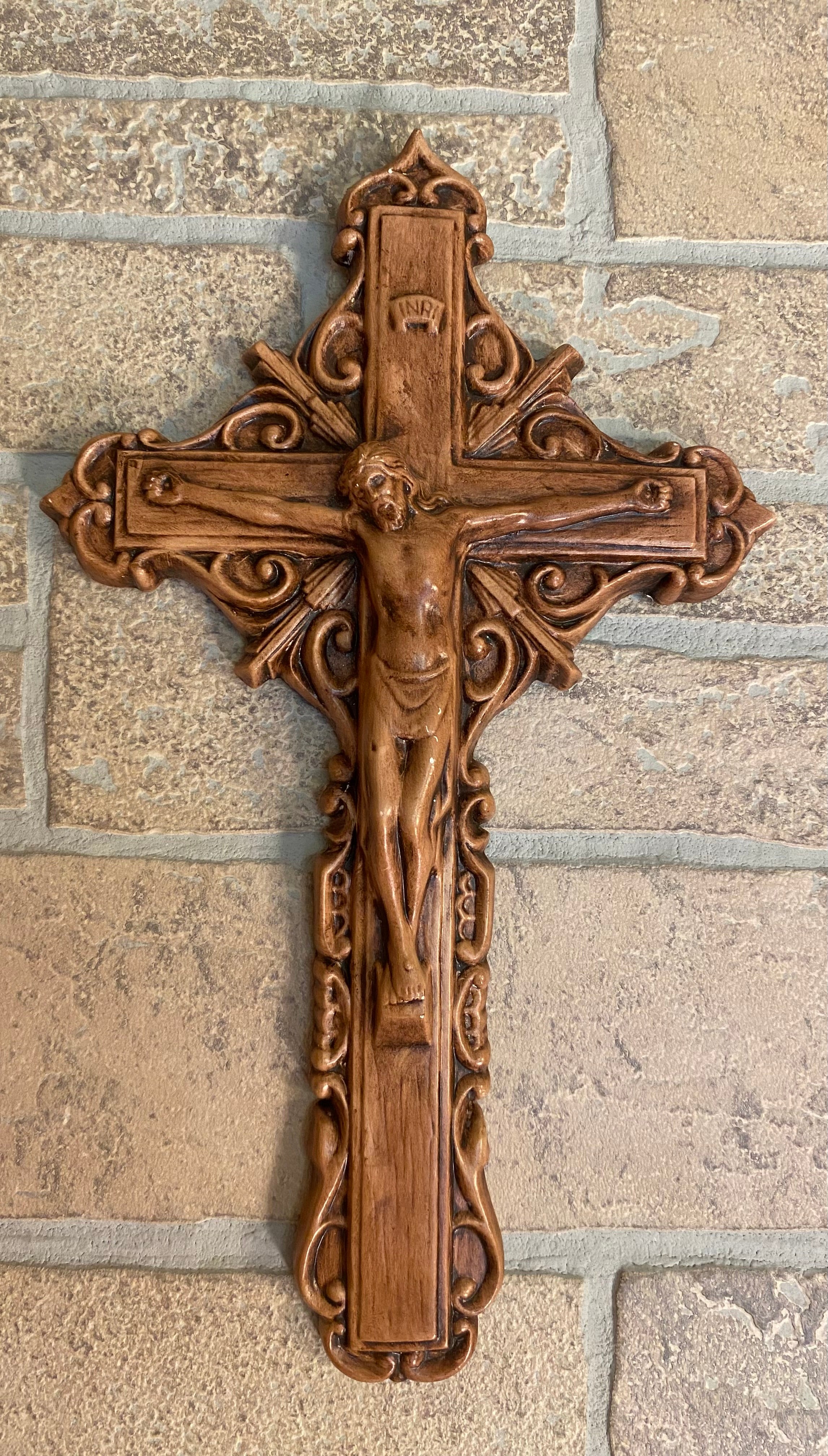 Vintage-style hanging Crucifix