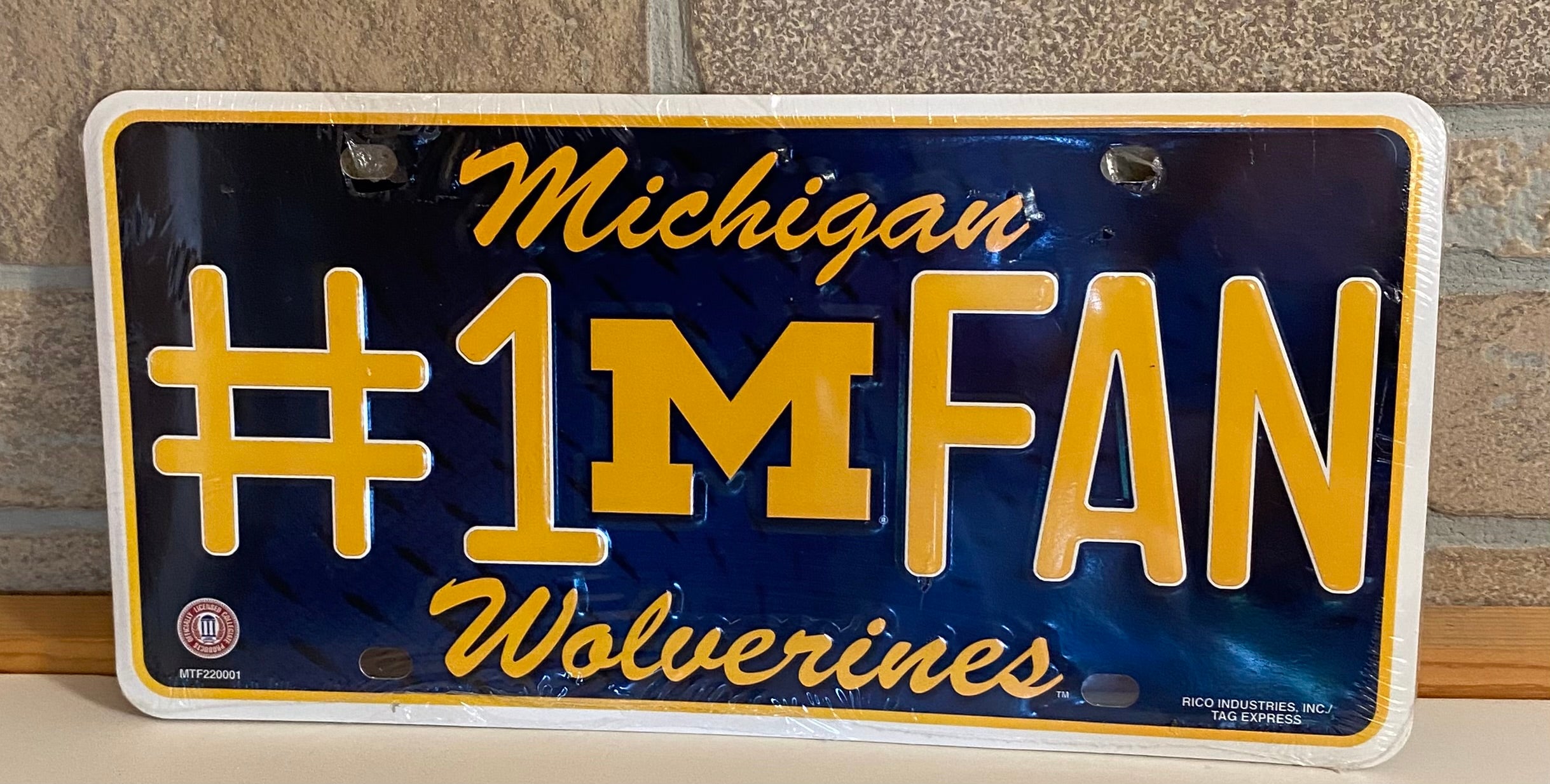 Michigan Wolverines License Plate