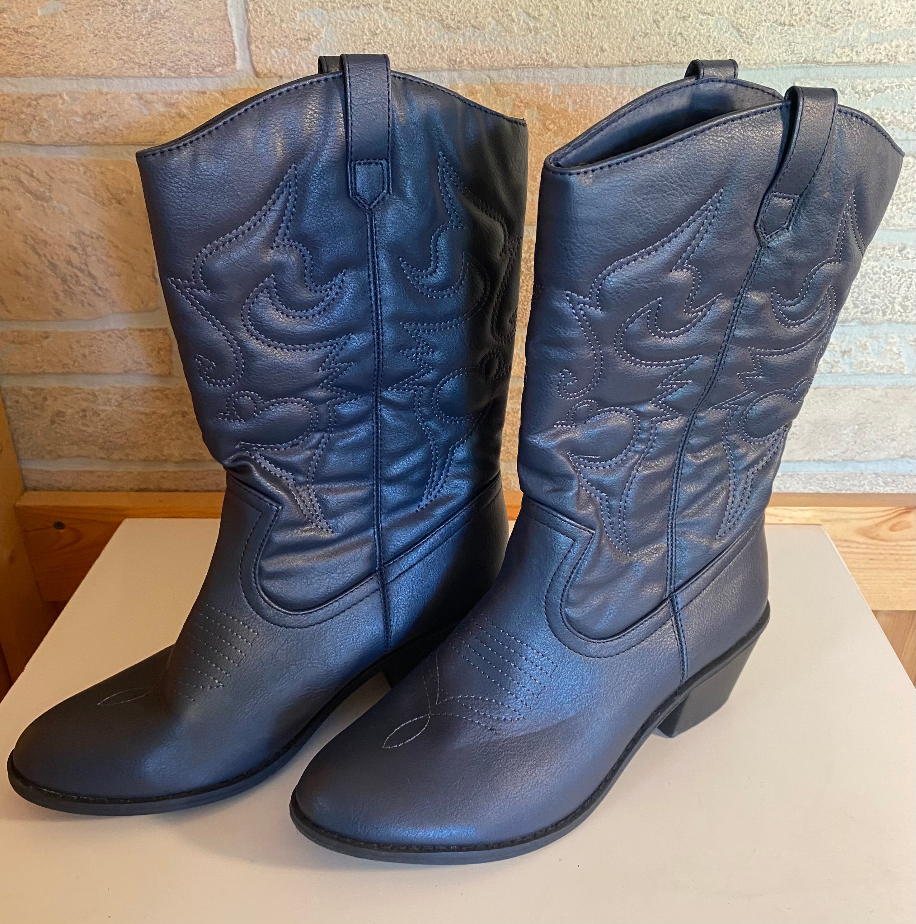 Charles Albert Yeehaw Women’s Cowboy Boots