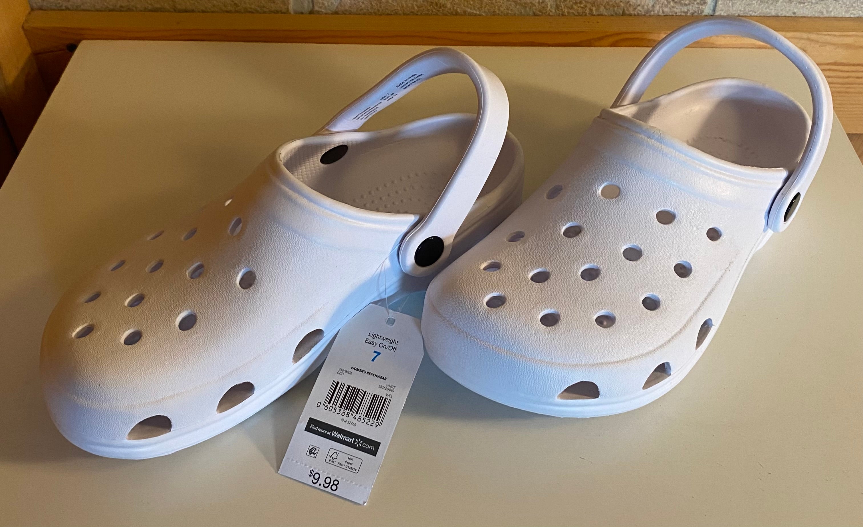 CROCS