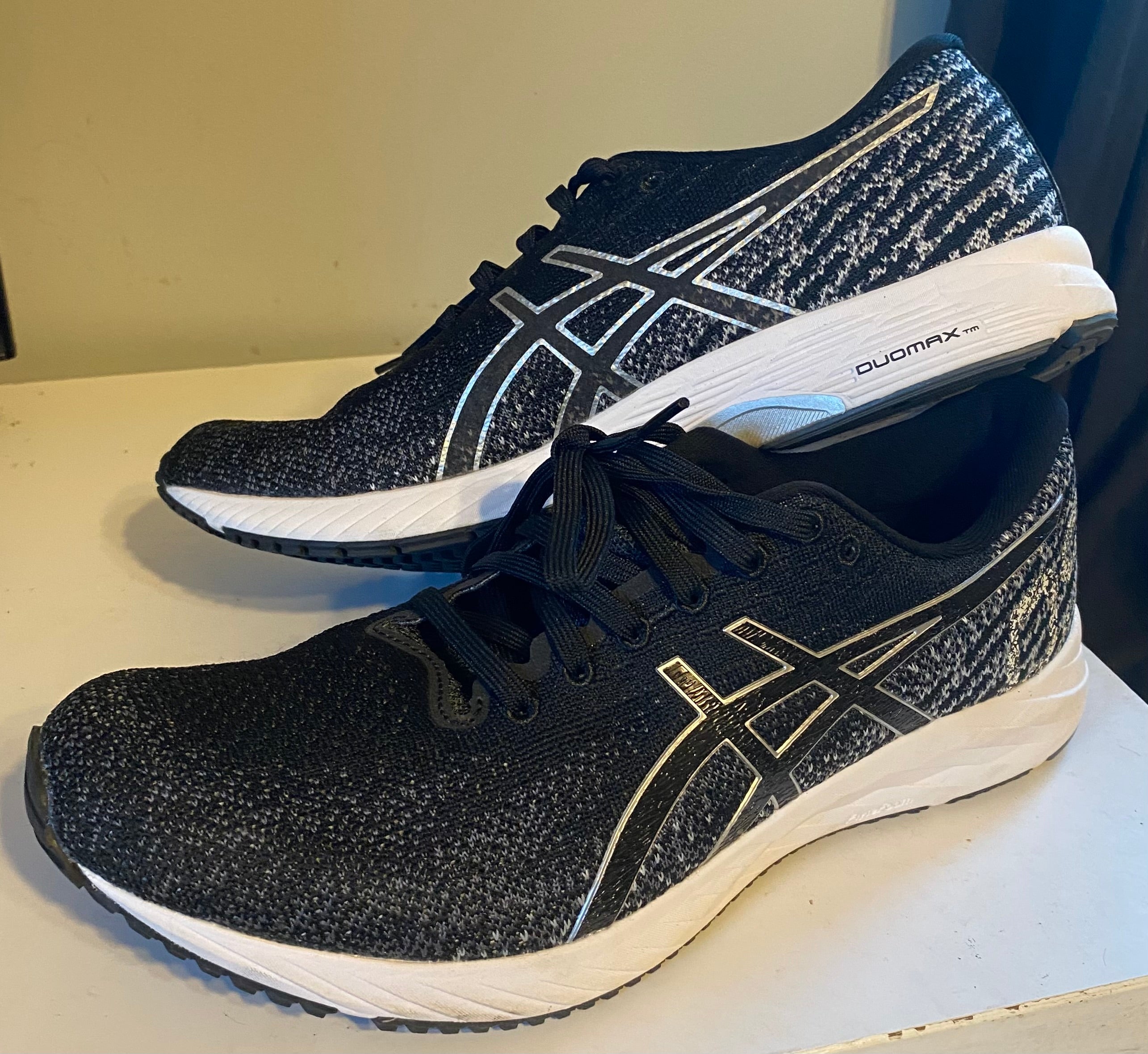 ASICS GT-2000 Running Shoes