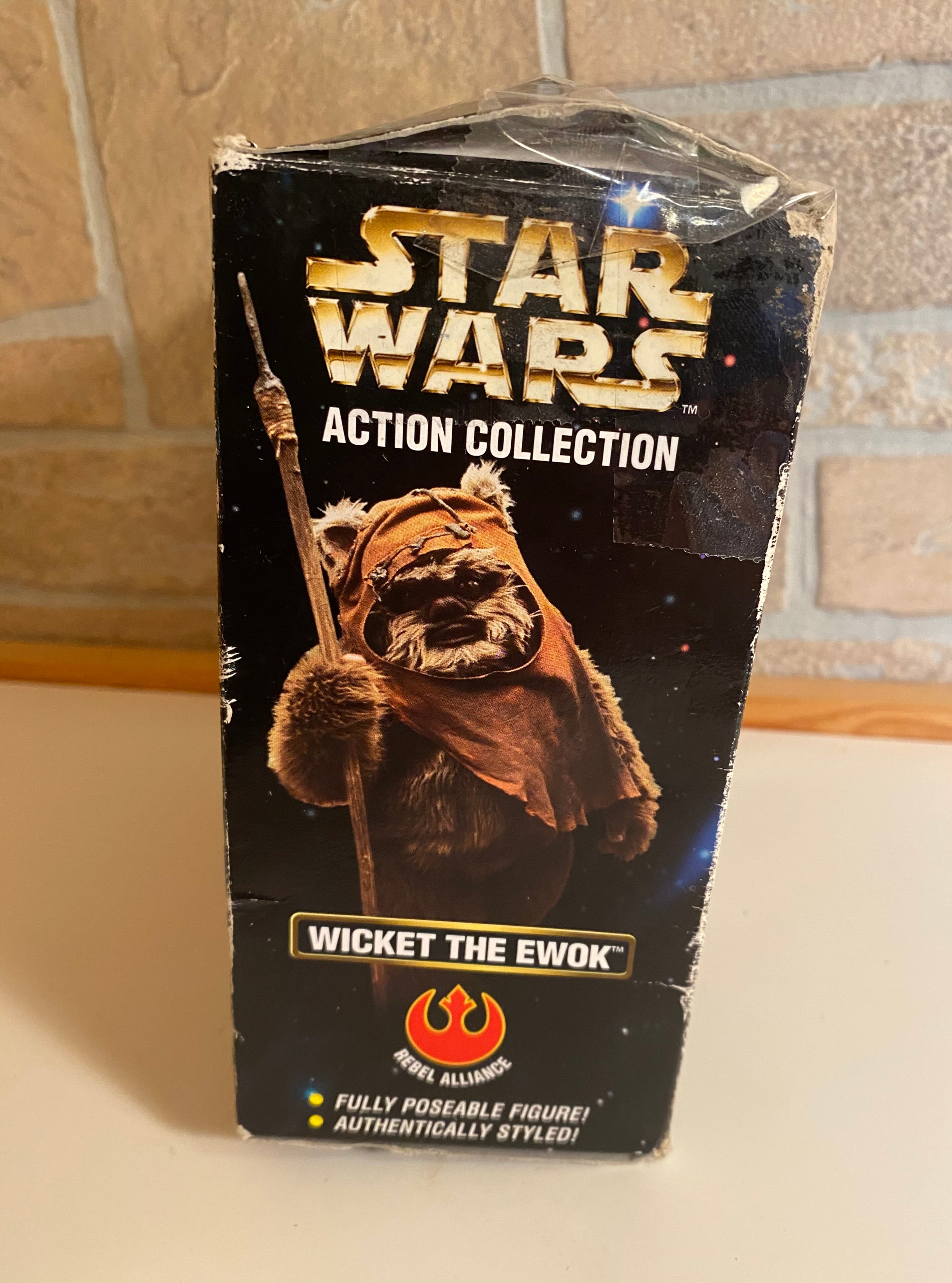 STAR WARS “ Wicket The Ewok” action figure